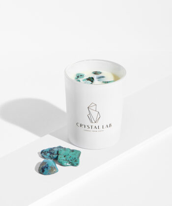 Et stort vidunderligt HEALING AROMALYS med TURKIS krystaller og BUKKO URT i