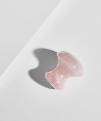 Champingon Guasha i rosakvarts - vises på hvid baggrund