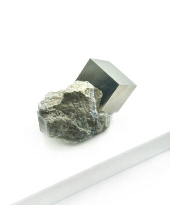 Pyrit - Kube på modersten - UNIKA