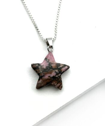 lyserød og sort krystalstjerne på sølv kæde