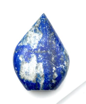 Blå spids poleret sten med hvide og sølvfarvede detaljer