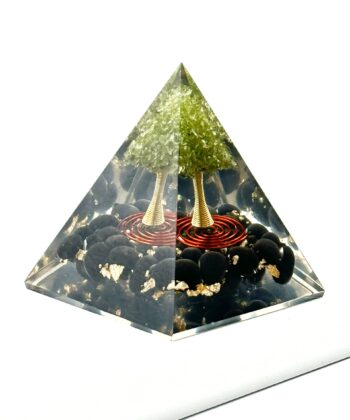 Orgonit, med Peridot, Sort Turmalin og Guld