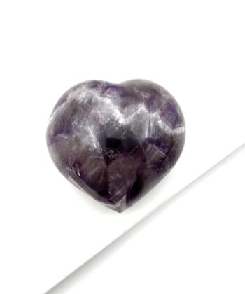 Lilla poleret ametyst hjerte