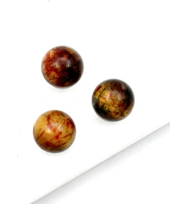 Stenkugler i varme gyldne farver