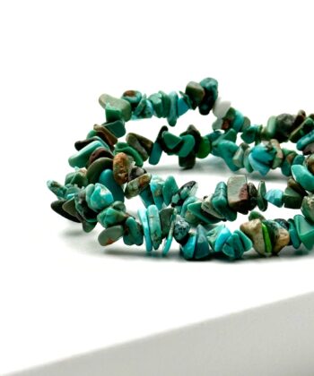 Elastikarmbånd med turkisfarvede split sten